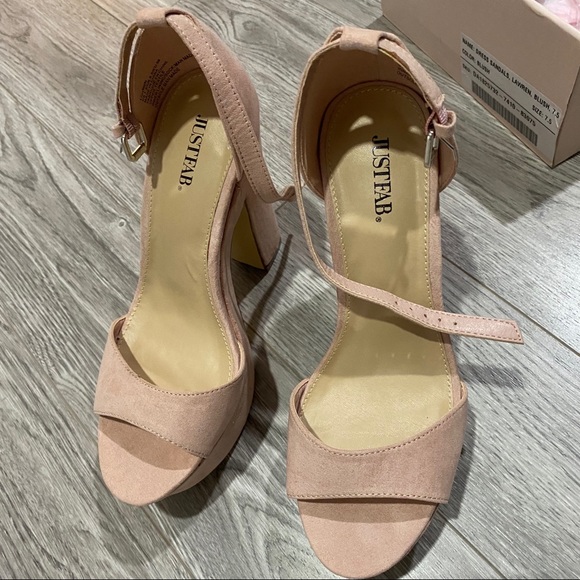 Justfab platform heels - Picture 1 of 3